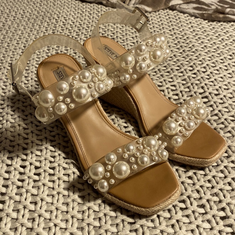 Steve Madden Pearl Wedges